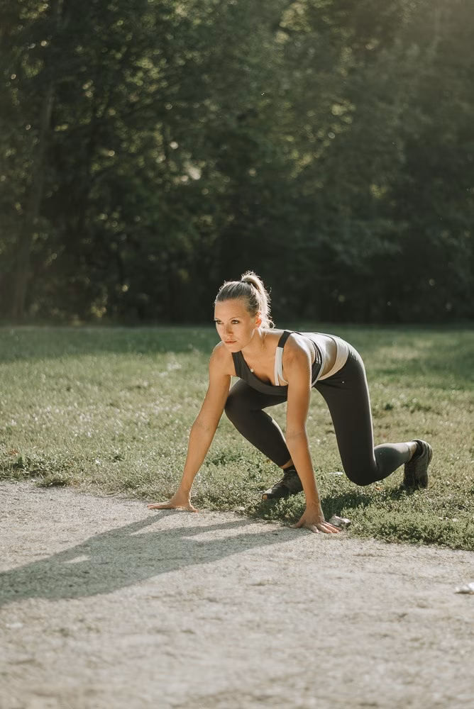 Eine Frau beim Personal Workout