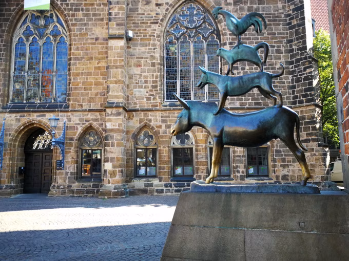 City rally through the Old town (adults)