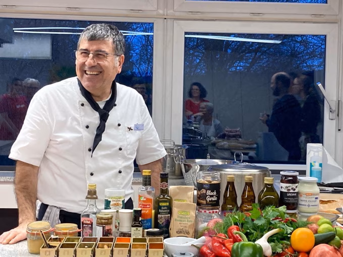 Kochkurs Persien - Gaumenfreuden aus Persien mit Reza Haidari-Kahkesh in der Kochschule Sonja Lenz in Stuttgart-Hedelfingen