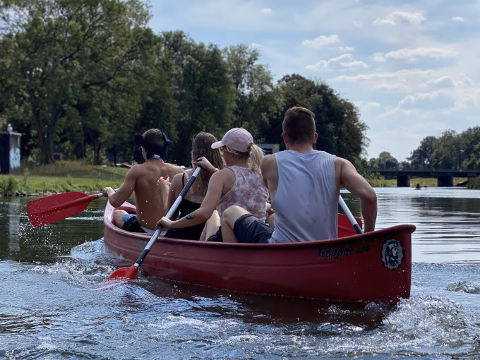 4er Canadier ausleihen  - 3 Stunden  15 Min.  