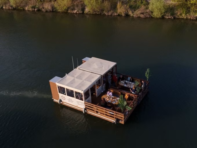 Exklusive Floßboote "Flipper & Fischle" 