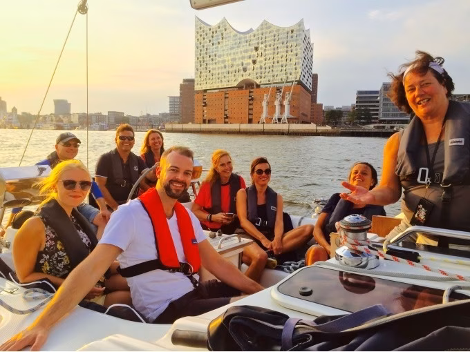 ''Cruise in the City'' - Segelyacht-Event ab/an HAMBURG.