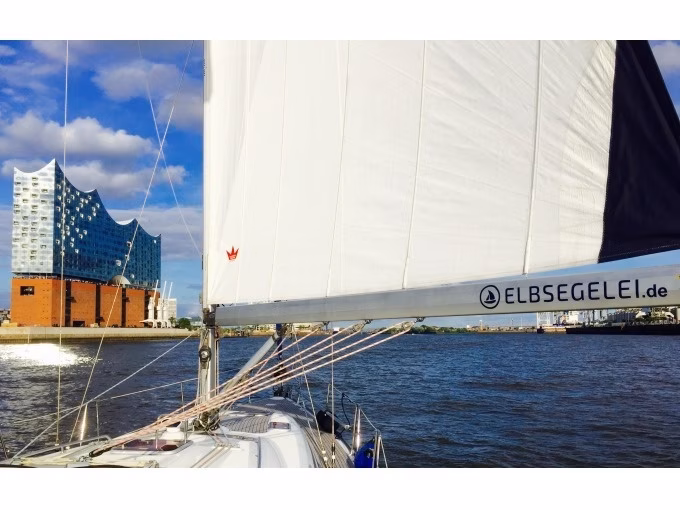''Cruise in the City'' - Segelyacht-Event ab/an HAMBURG.