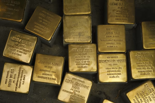 Der Stein des "Anstoßes"