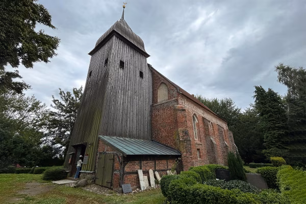 Wallfahrtskirche St.-Larentius Zudar