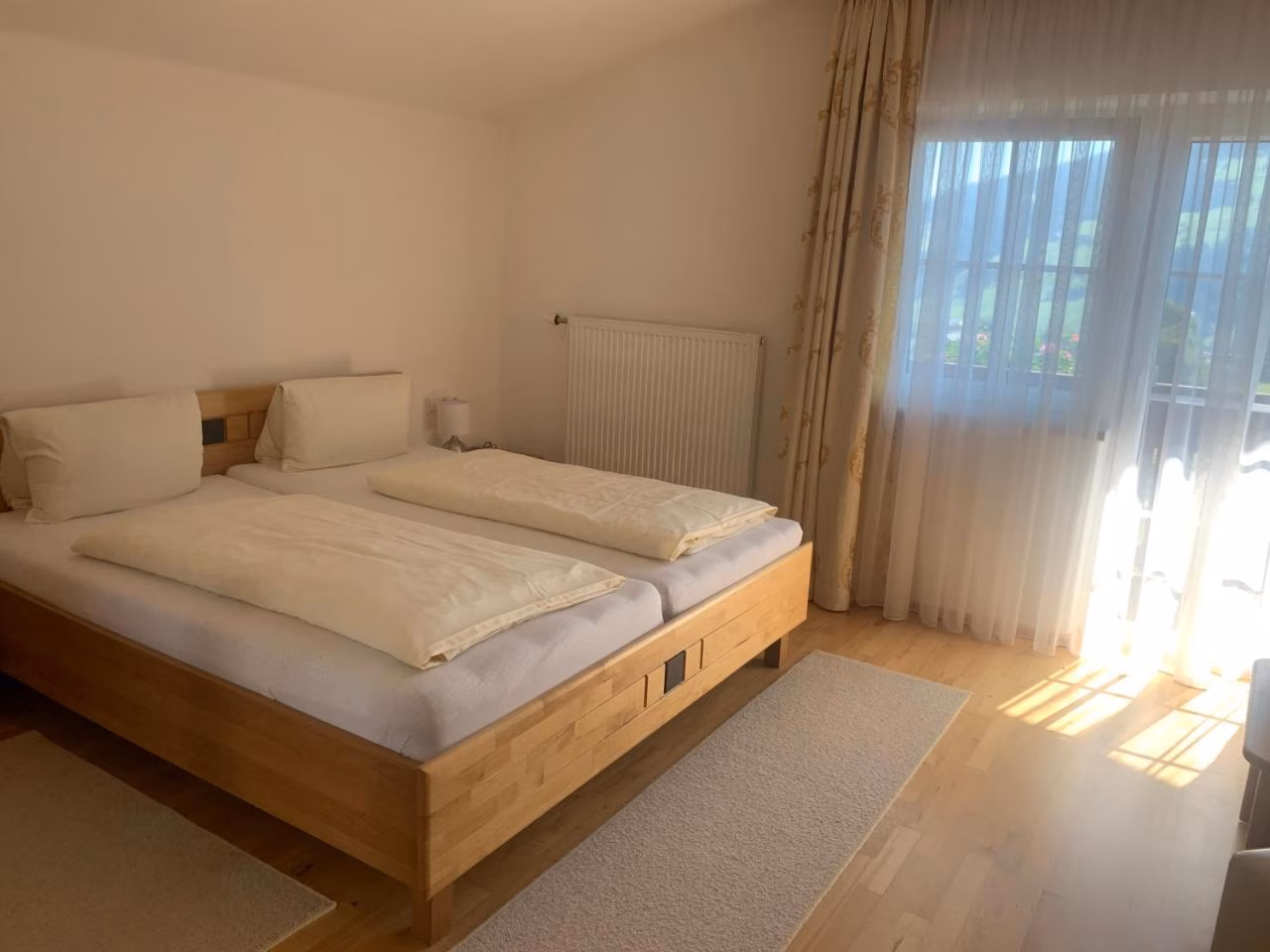 Doppelzimmer mit Balkon