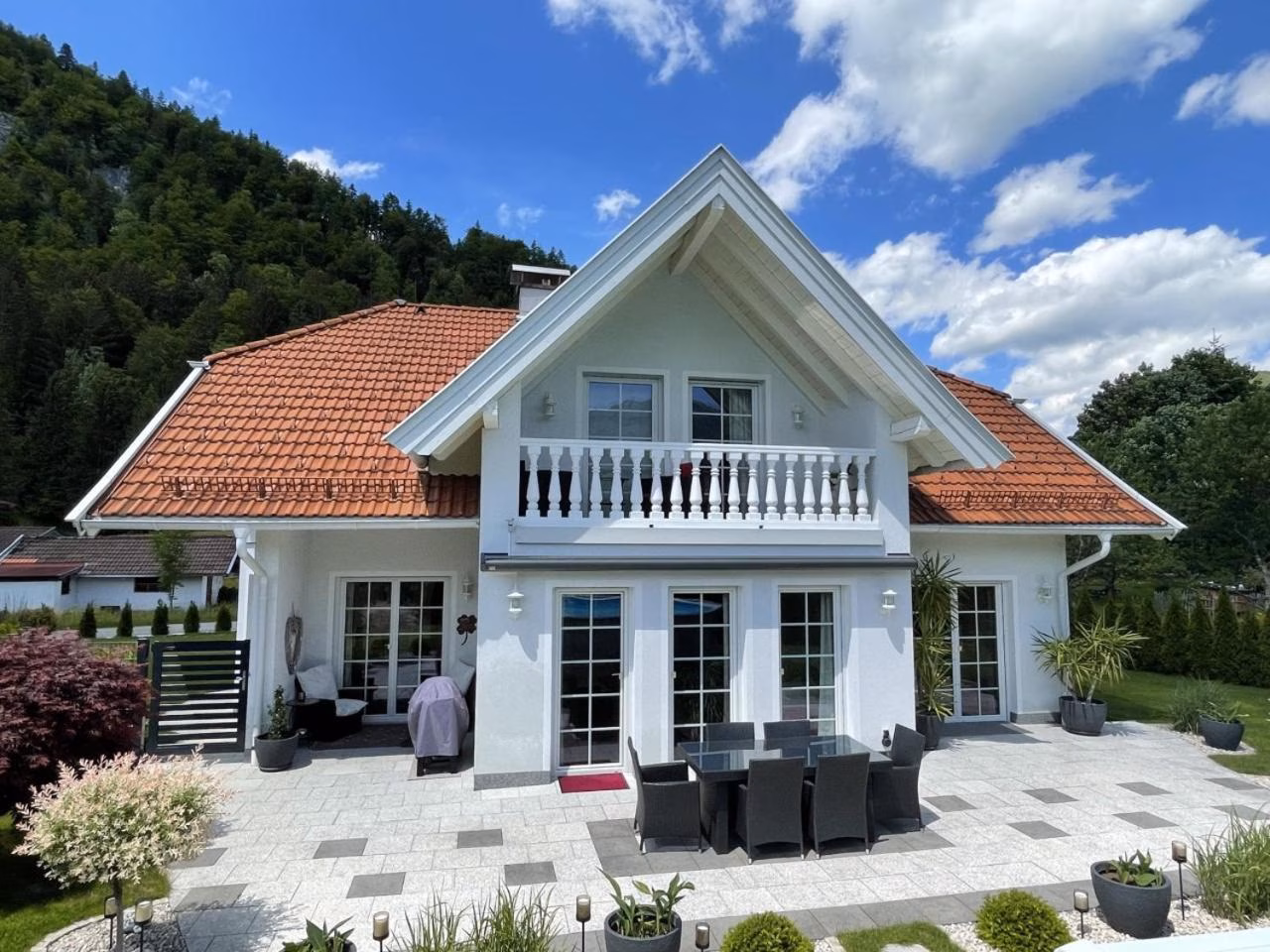 Apartment mit 2 Balkonen