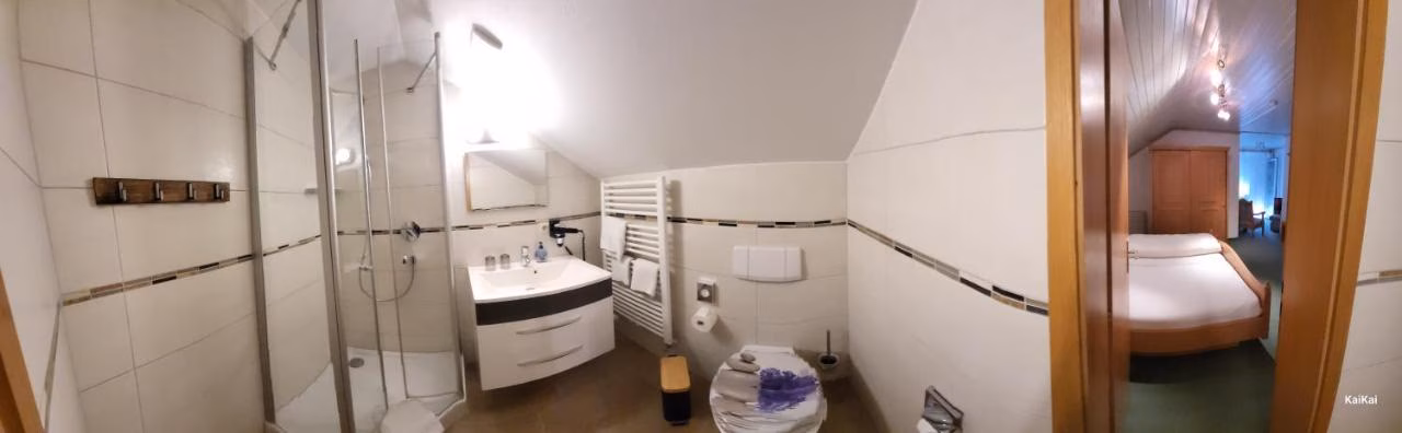 Doppelzimmer mit Balkon