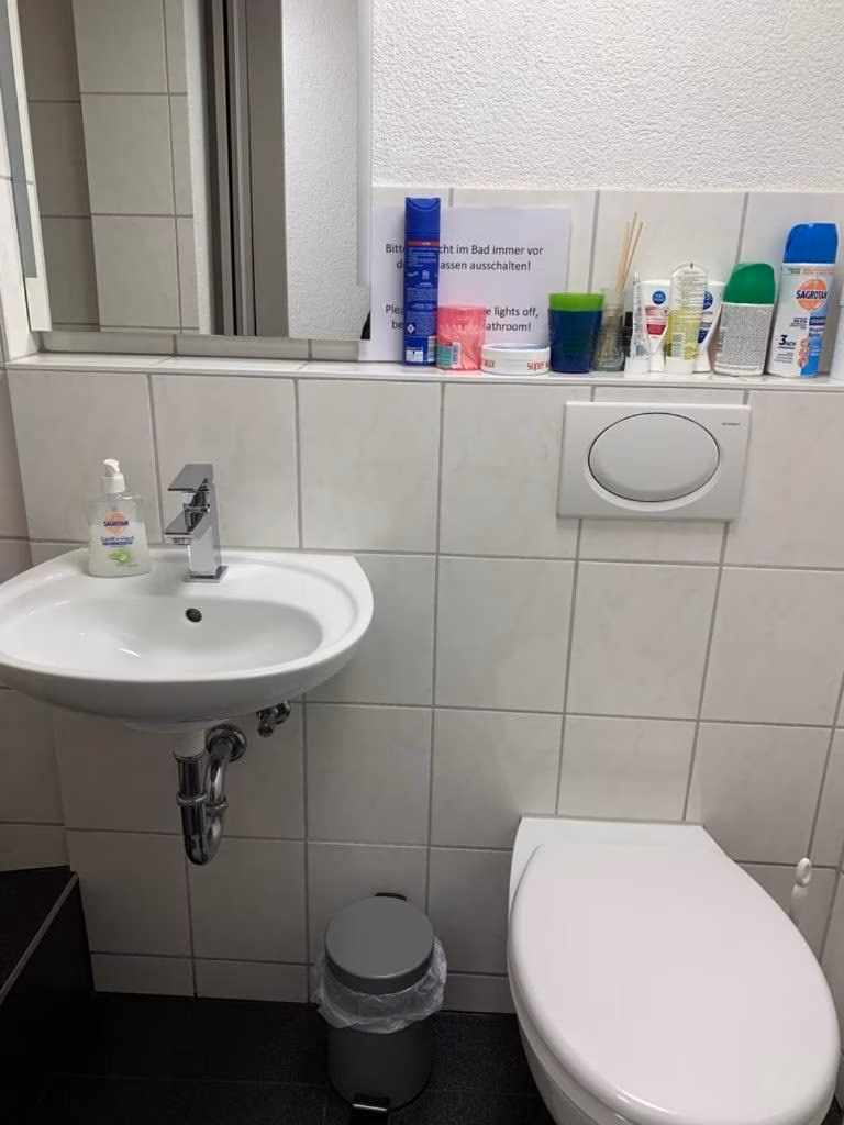 Doppelzimmer mit Gemeinschaftsbad
