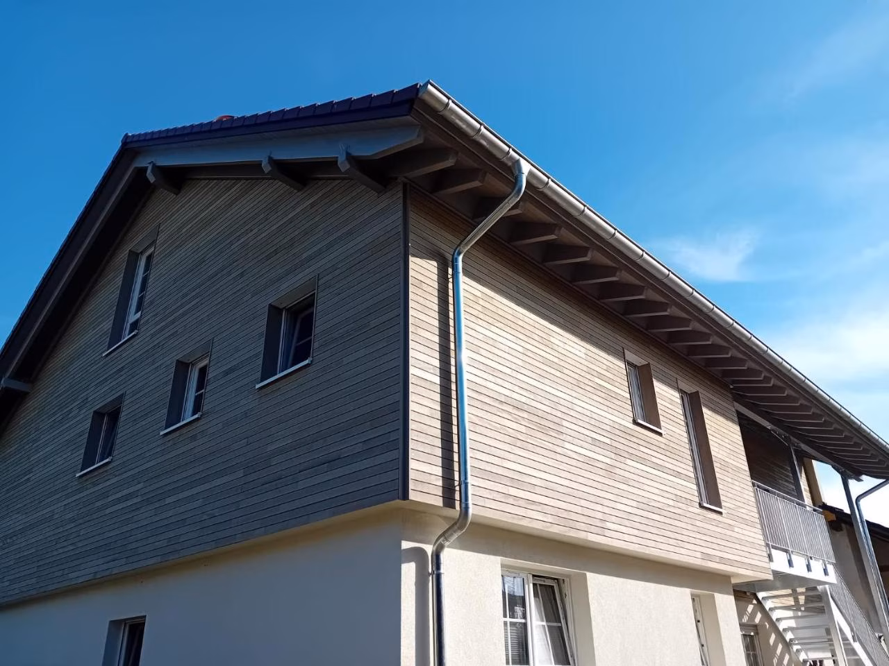 Apartment mit 3 Schlafzimmern und Balkon