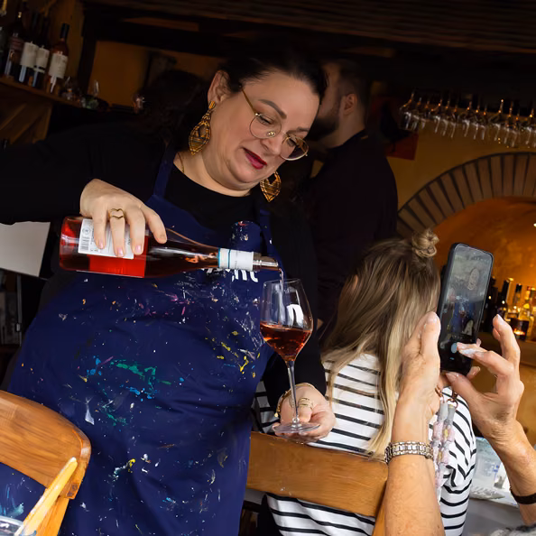 Wine & Paint: Struktur Abstrakt - K22 Restaurant & Café