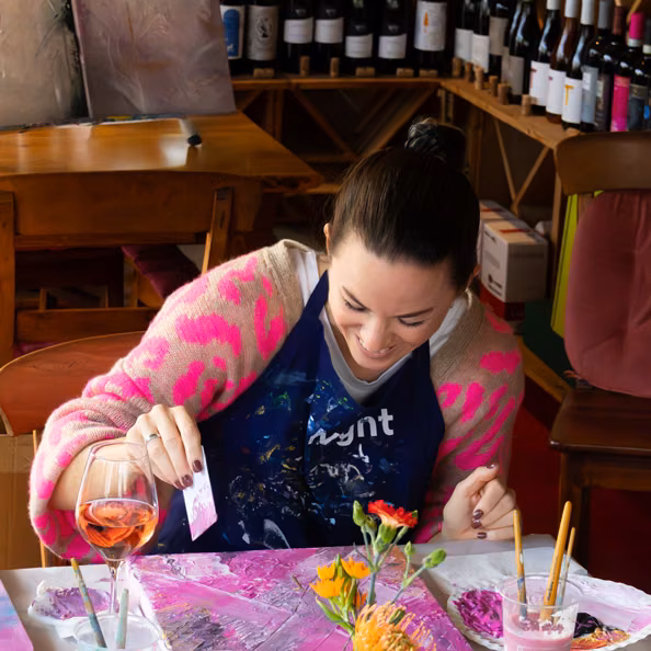 Wine & Paint: Struktur Abstrakt - K22 Restaurant & Café