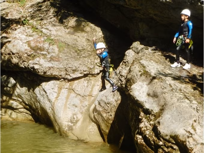 Canyoning family in der Starzlachklamm