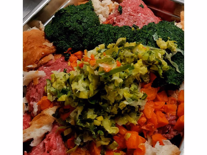 Schwäbisch kochen: Tradition trifft Genuss in Stuttgart in der Kochschule Sonja Lenz