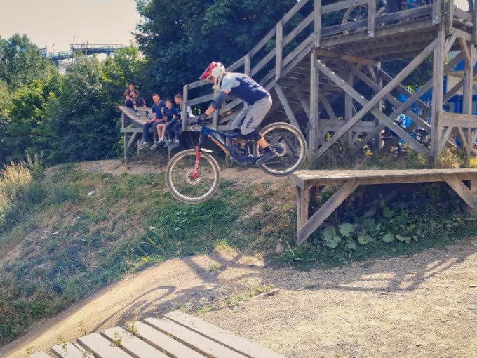 Willingen - Springen und Droppen der Kurs Airtime Junkies