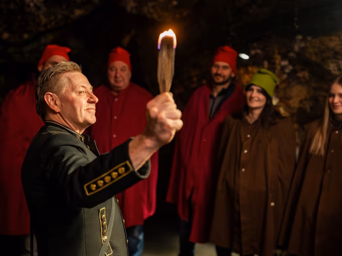 Klassische Führung im Schaubergwerk Feengrotten