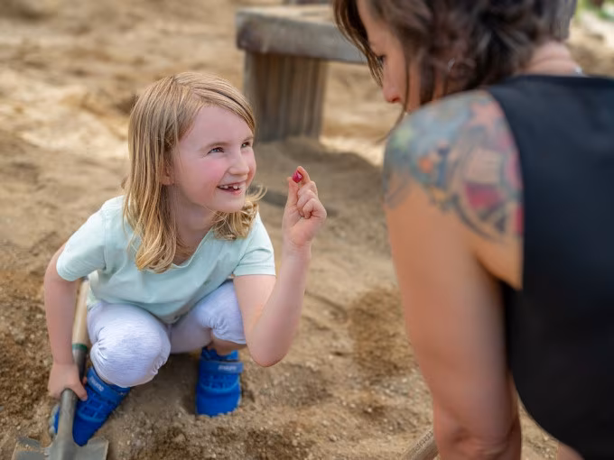 Familienführung im Schaubergwerk Feengrotten + optional Abenteuerwald Feenweltchen