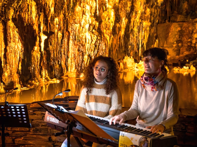 Grottenadvent: Musikalischer Rundgang im Schaubergwerk