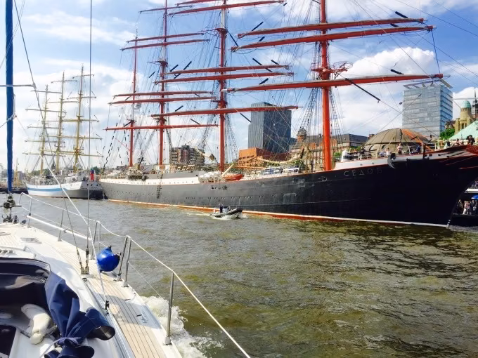 Ausfahrt "Hafengeburtstag Hamburg" 2024. Segel- und Cruising-Event  - ab/an WEDEL.