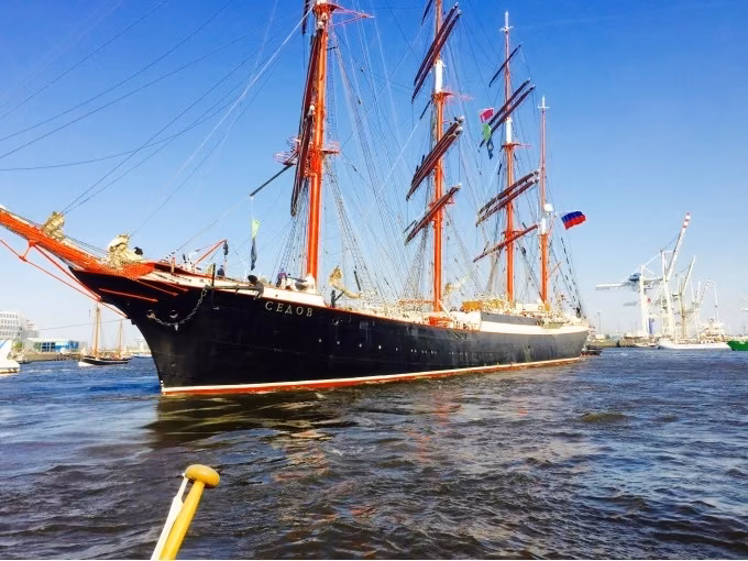 Ausfahrt "Hafengeburtstag Hamburg" 2024. Segel- und Cruising-Event  - ab/an WEDEL.