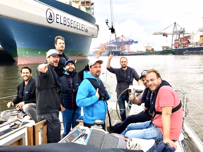 ''After Work" - Segelyacht-Event ab/an HAMBURG, nur donnerstags und freitags. 