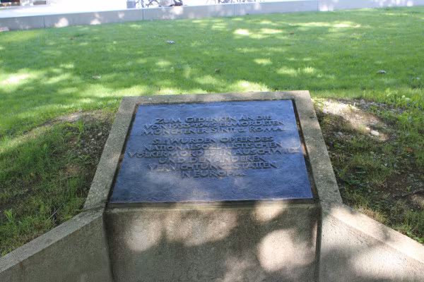 Sinti/Roma-Denkmal am Platz der Opfer des Nationalsozialismus