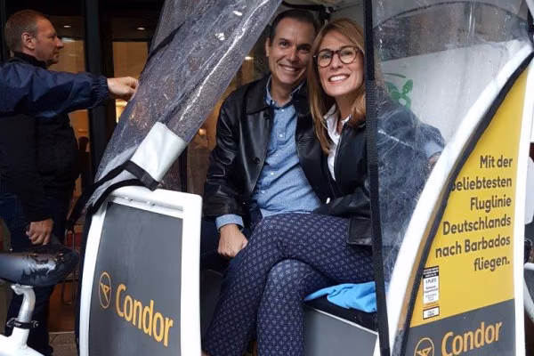 E-Rikscha-Taxi Abholservice