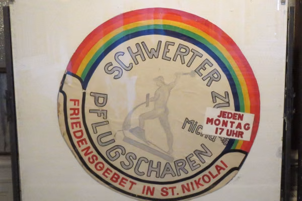Die Friedensgebete in der Leipziger Nikolaikirche führten mit zum Sturz des SED-Regimes.