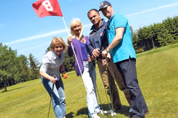 Swingolf spielen (inkl. Leihschläger)