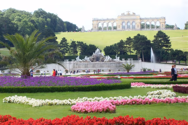 Gloriette & Neptunbrunnen