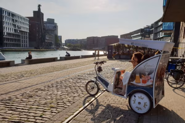Krimi-Stadtrundfahrt mit Rikscha inklusive Guide