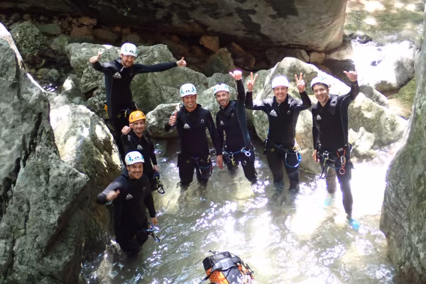 Spezieller Canyoning-Junggesellen- oder Junggesellinnenabschied Vajo dell'Orsa