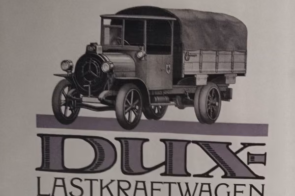 Autos und Kraftwagen wurden in Wahren produziert.