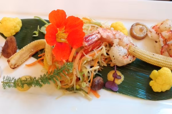 Dinner for two, auf den Tellern von uns angerichtet. Gerne verwenden wir auch Ihr Porzellan
