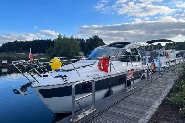 Fun Cruise Motoryacht mit Skipper 