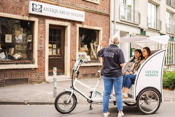 Krimi-Stadtrundfahrt mit Rikscha inklusive Guide