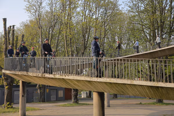 Brückenabfahrt über den Rhein
