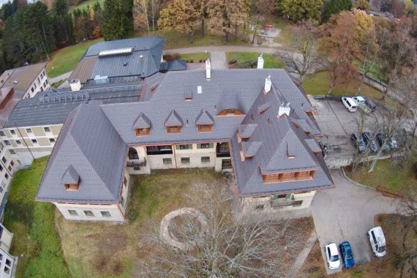 Das ehemalige Landhaus von James und Marie Antonie Loeb
