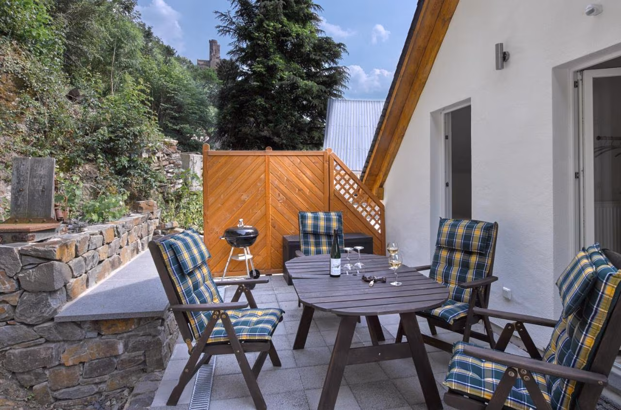 Apartment mit 3 Schlafzimmern und Balkon