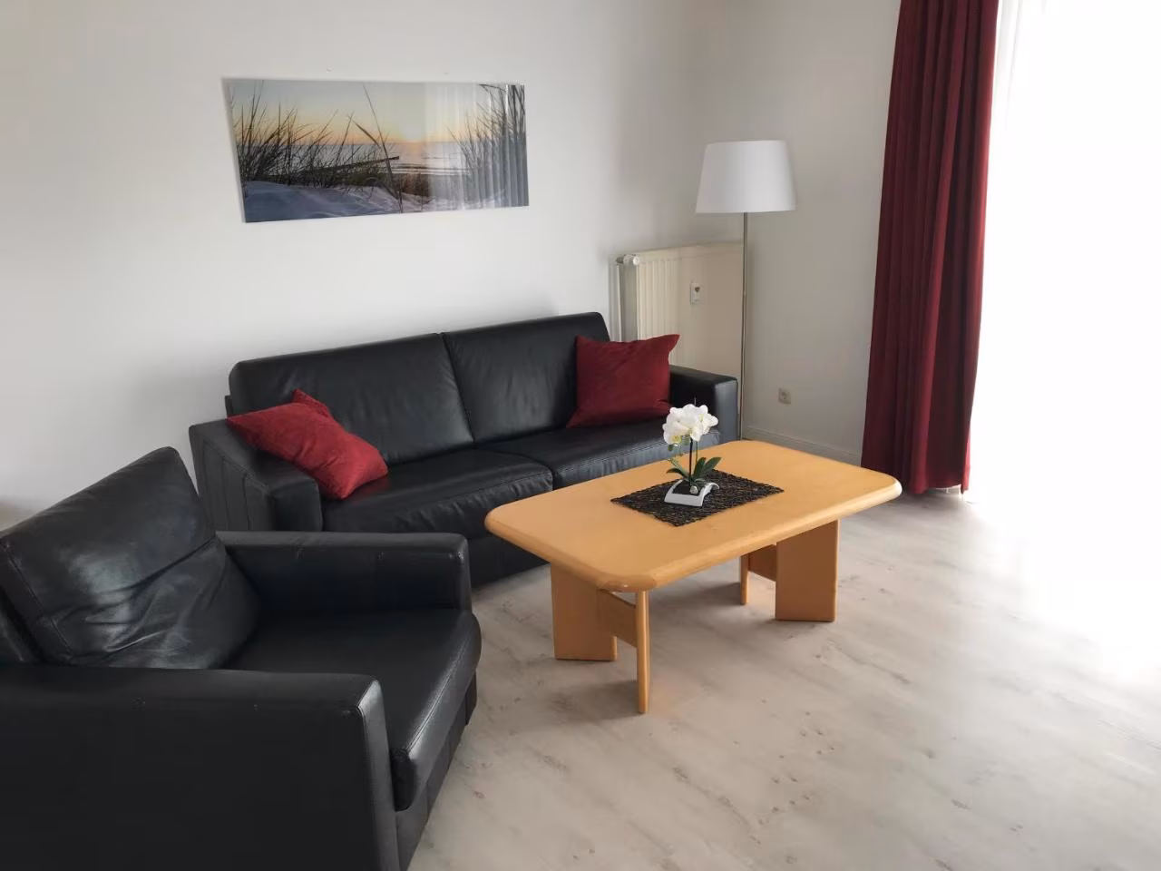 Apartment mit Balkon