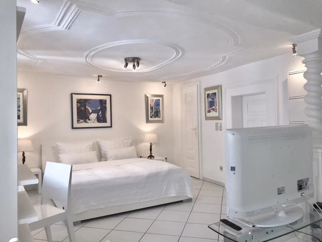 Deluxe Apartment