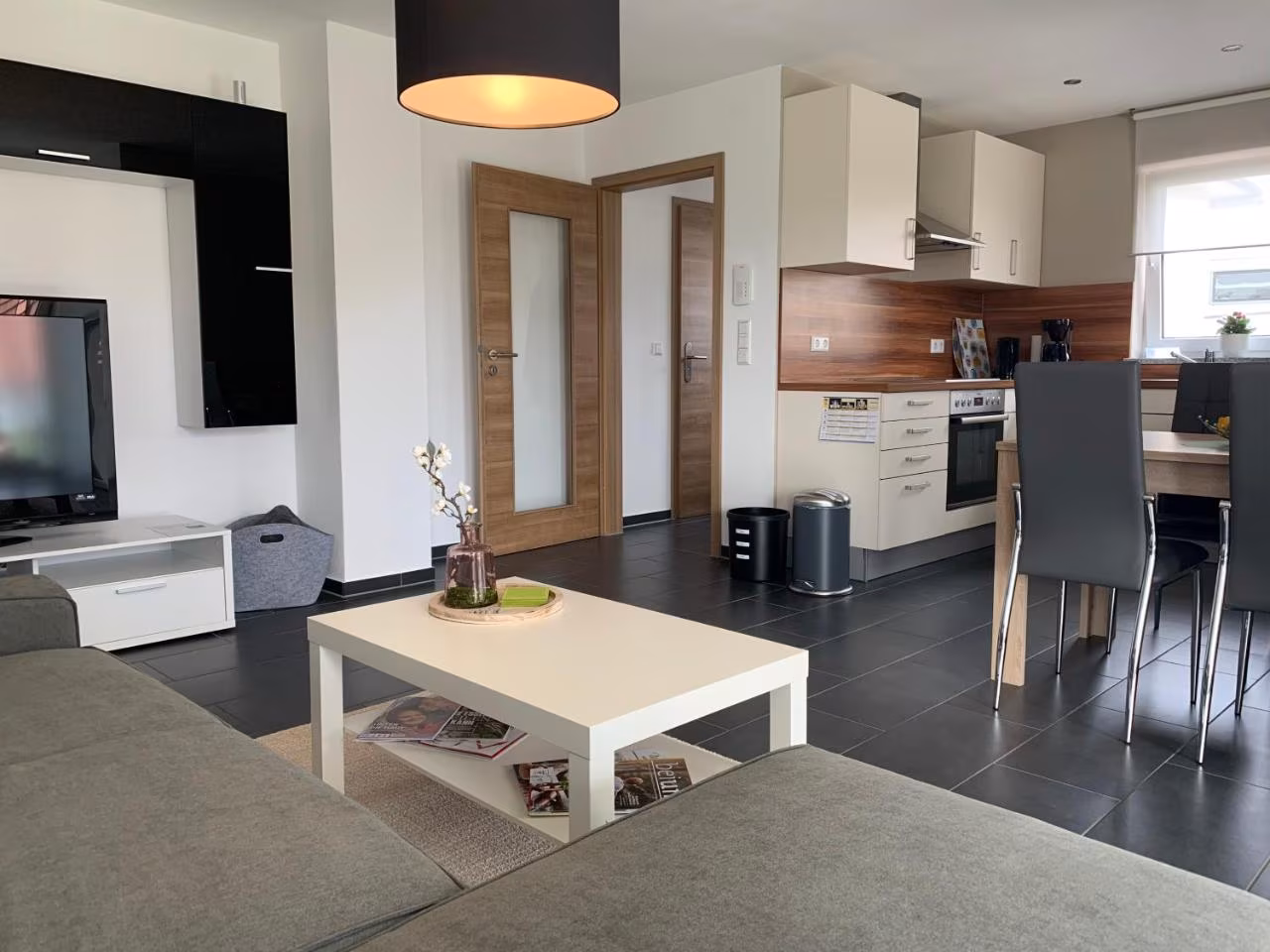 Apartment mit Terrasse