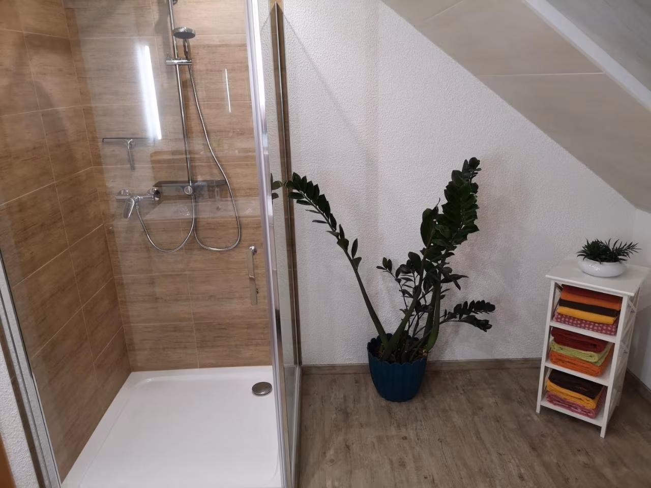 Apartment mit Balkon