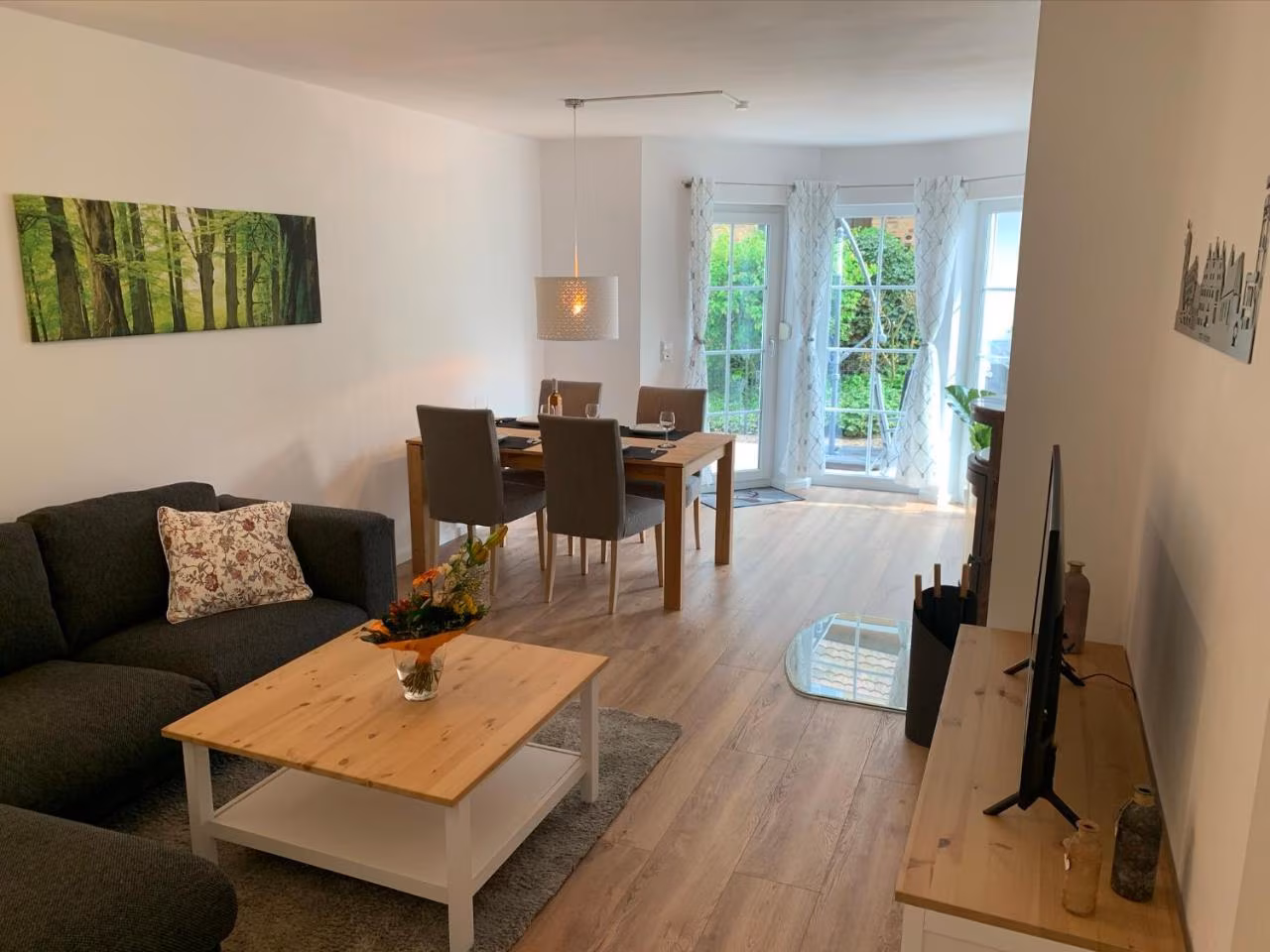 Apartment mit Terrasse