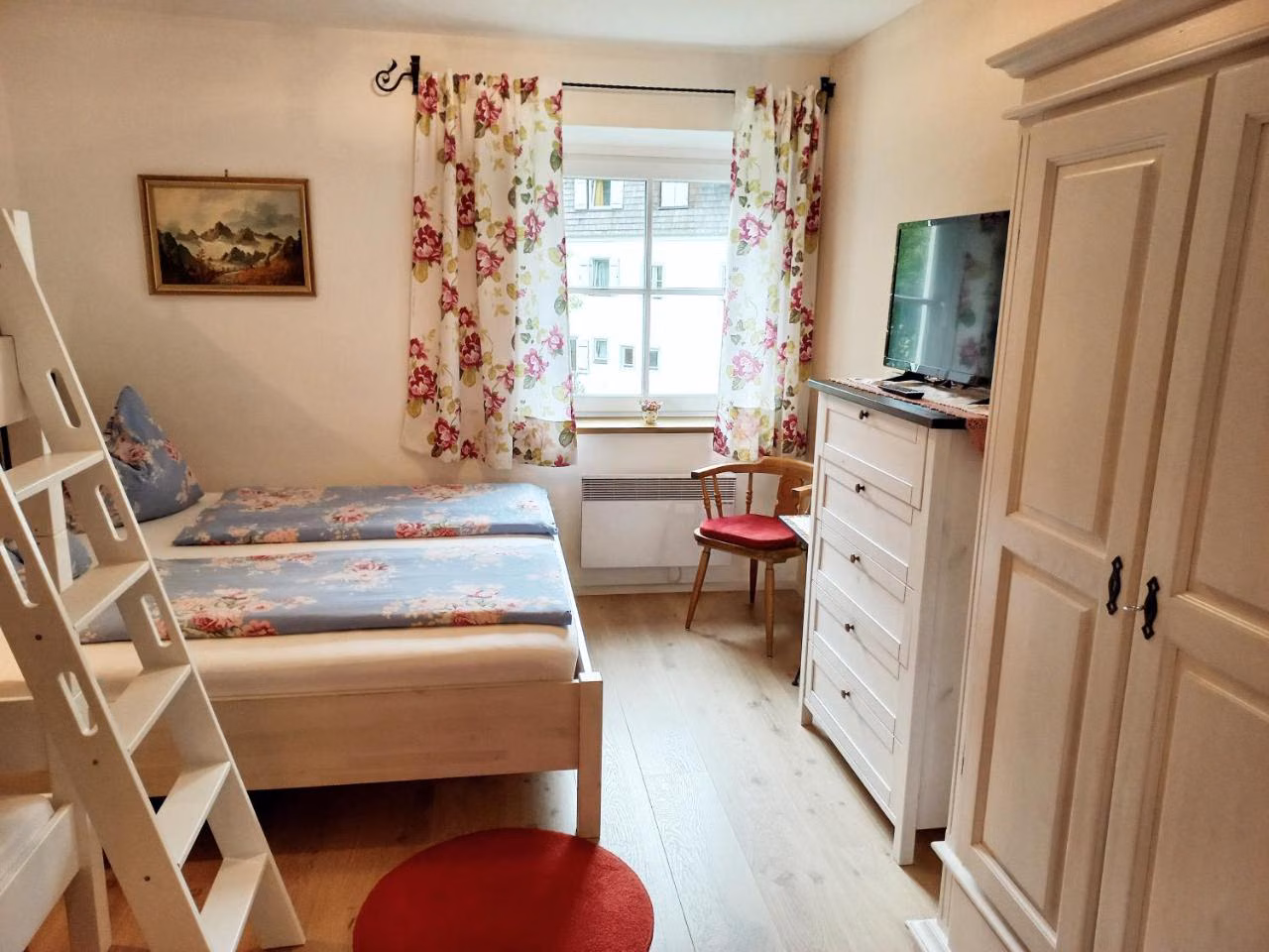 Apartment mit 2 Schlafzimmern und Balkon