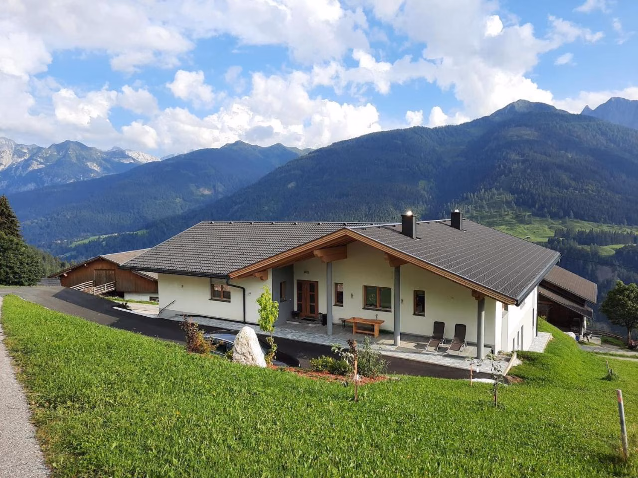 Apartment mit Blick auf die Berge