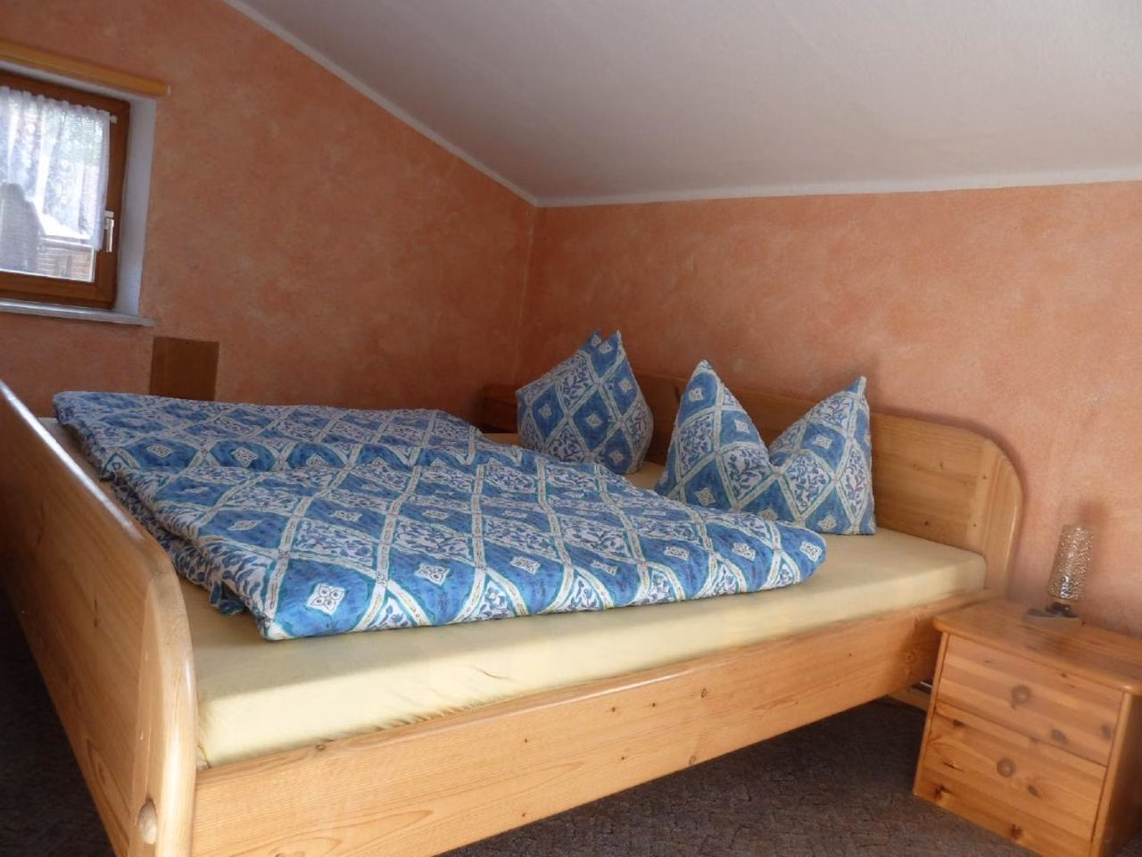 Doppelzimmer mit eigenem externen Bad