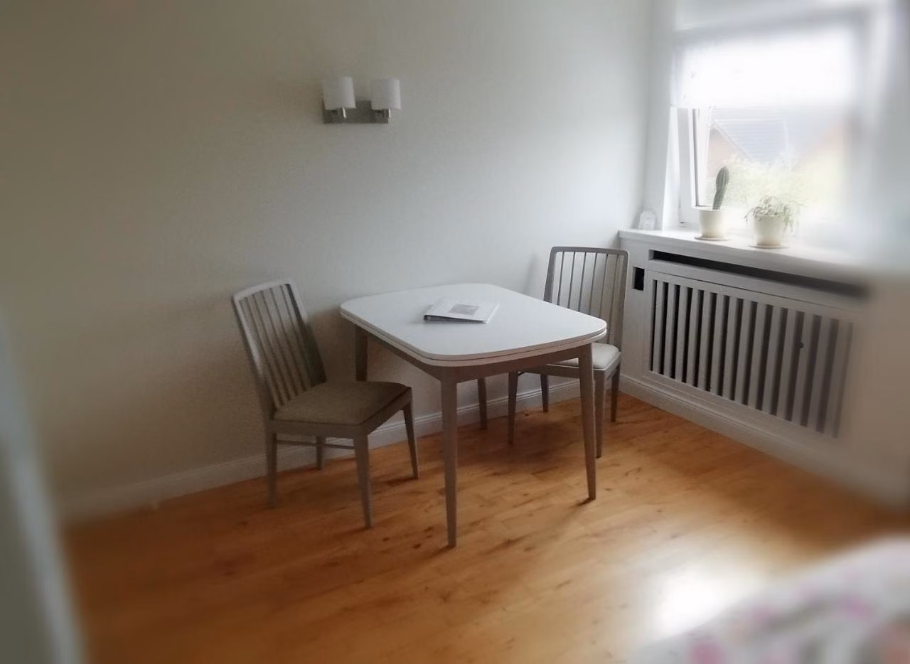 Einzelzimmer mit Gartenblick