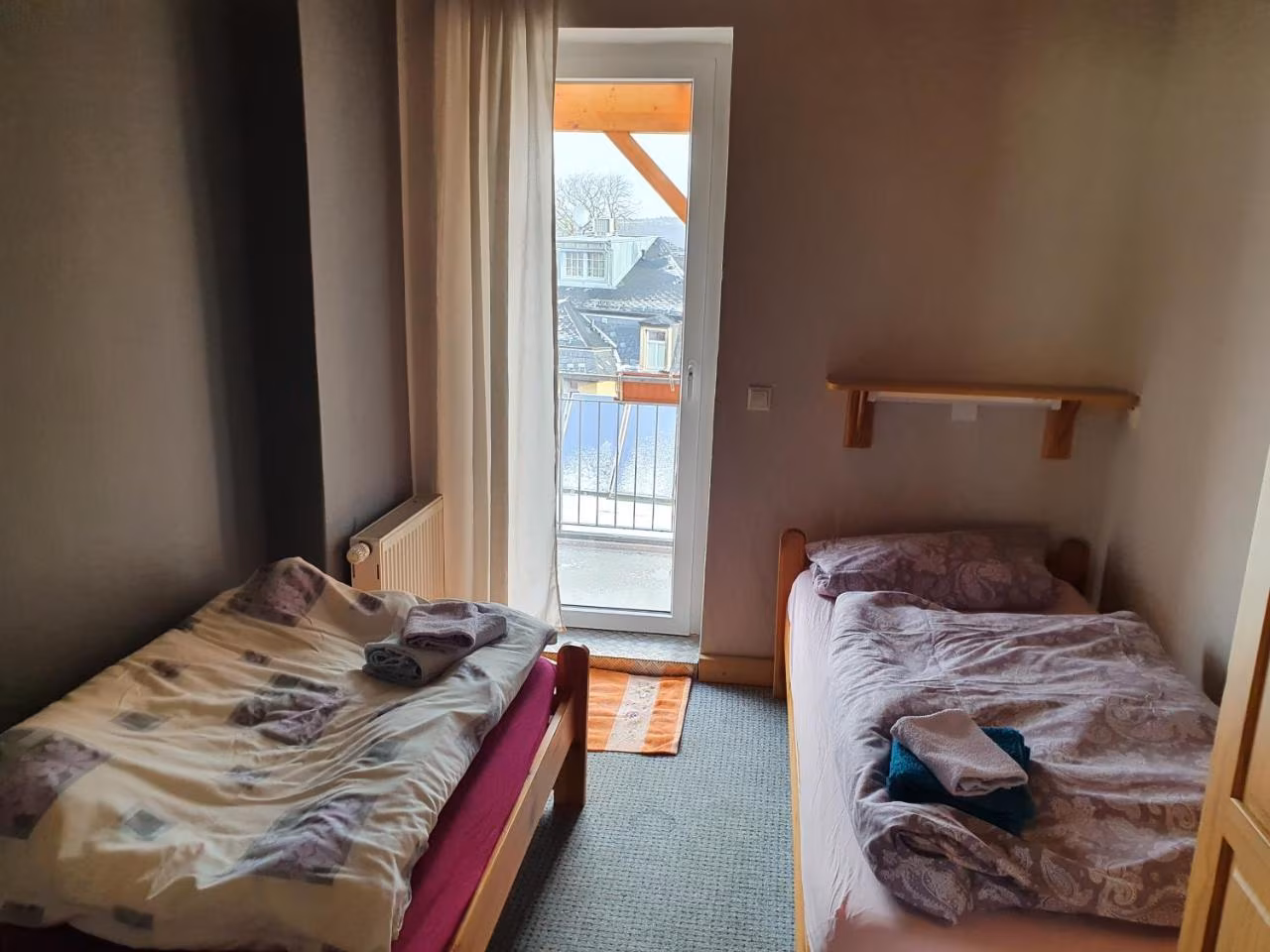 Apartment mit Balkon