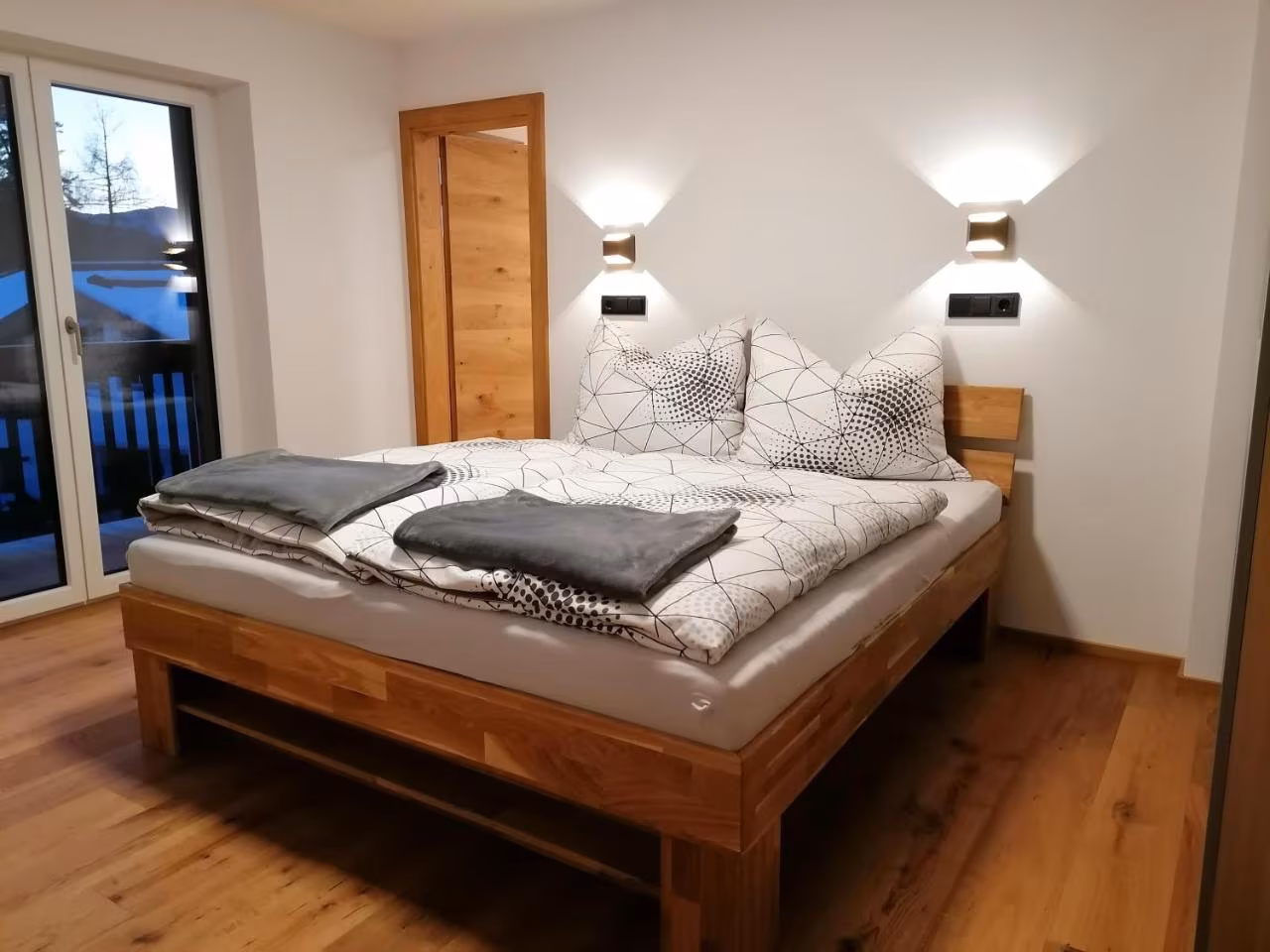 Apartment mit 2 Schlafzimmern und Badezimmer